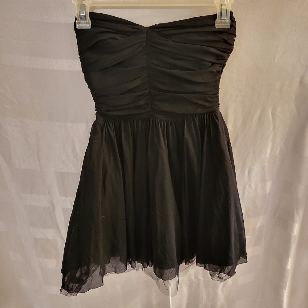 TWENTY ONE Black Strapless Mini Dress - Women's S